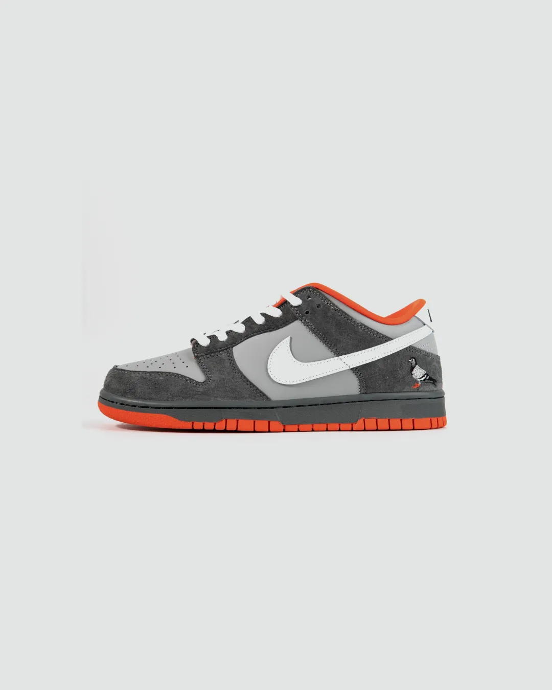 Jeff Staple x  Nike Dunk Low Pro SB 'Pigeon'