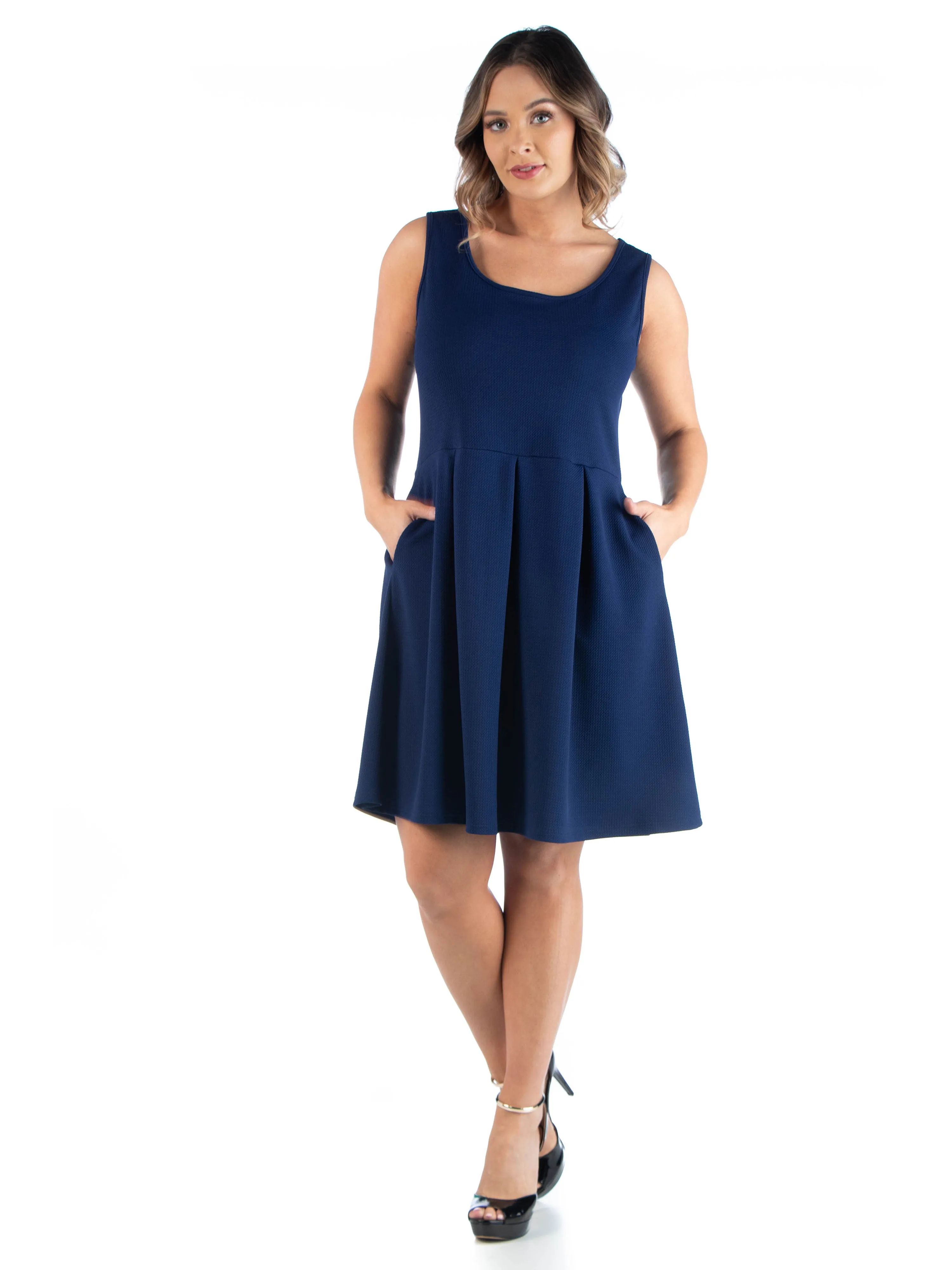 Sleeveless Plus Size Dress with Pockets