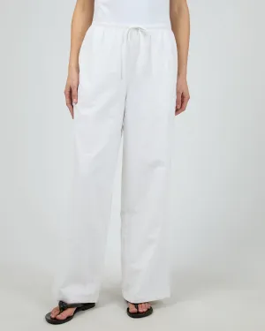 Willa Pant White